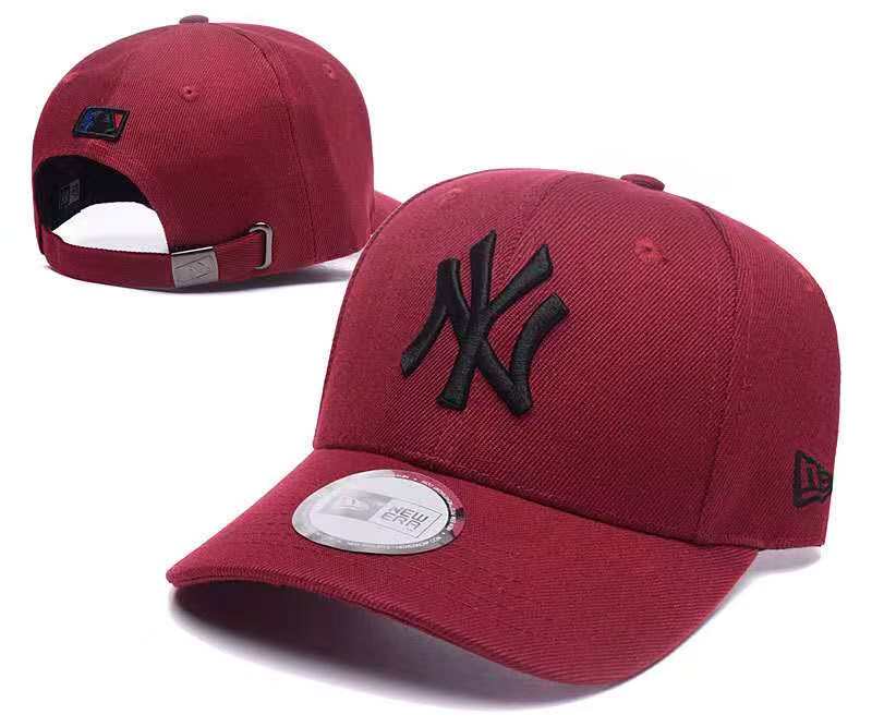 New York Yankees Curved Cap – Burgundy / Black